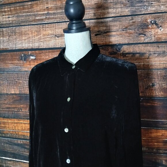 J. Jill Top M Black Velvet Rayon Silk Blend Button Front - Picture 3 of 10